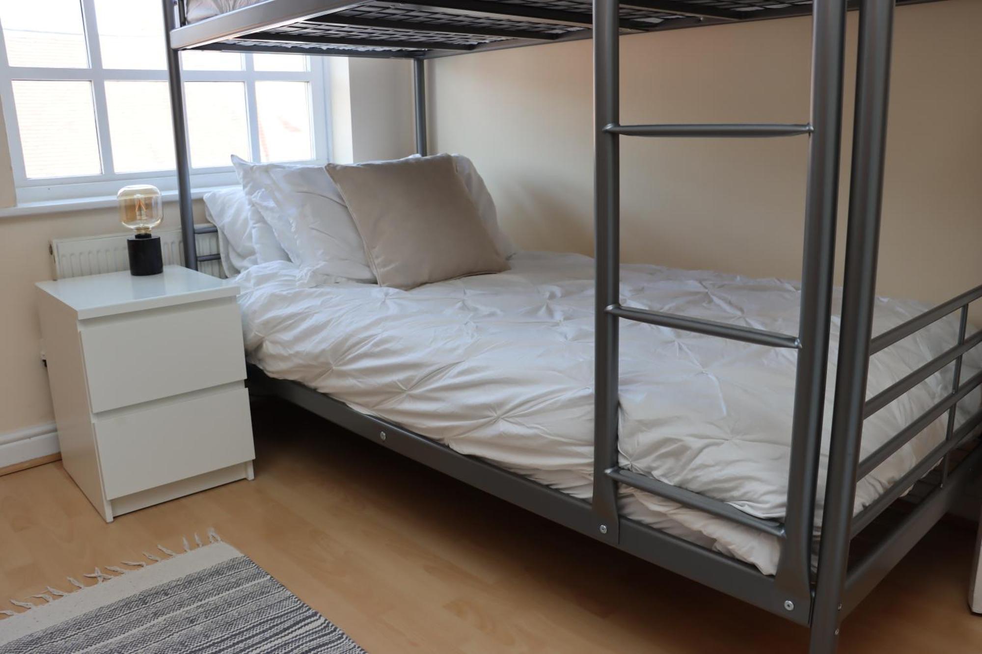 Scandinavian City Centre Apartment Worcester Exterior photo
