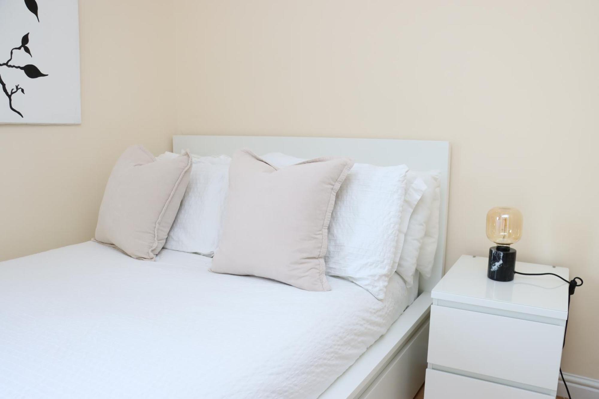 Scandinavian City Centre Apartment Worcester Exterior photo
